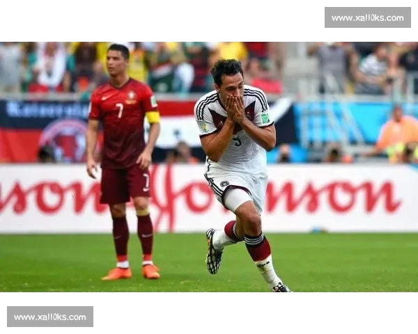 胡梅尔斯德国队谢幕 荣膺 “外脚背先生”